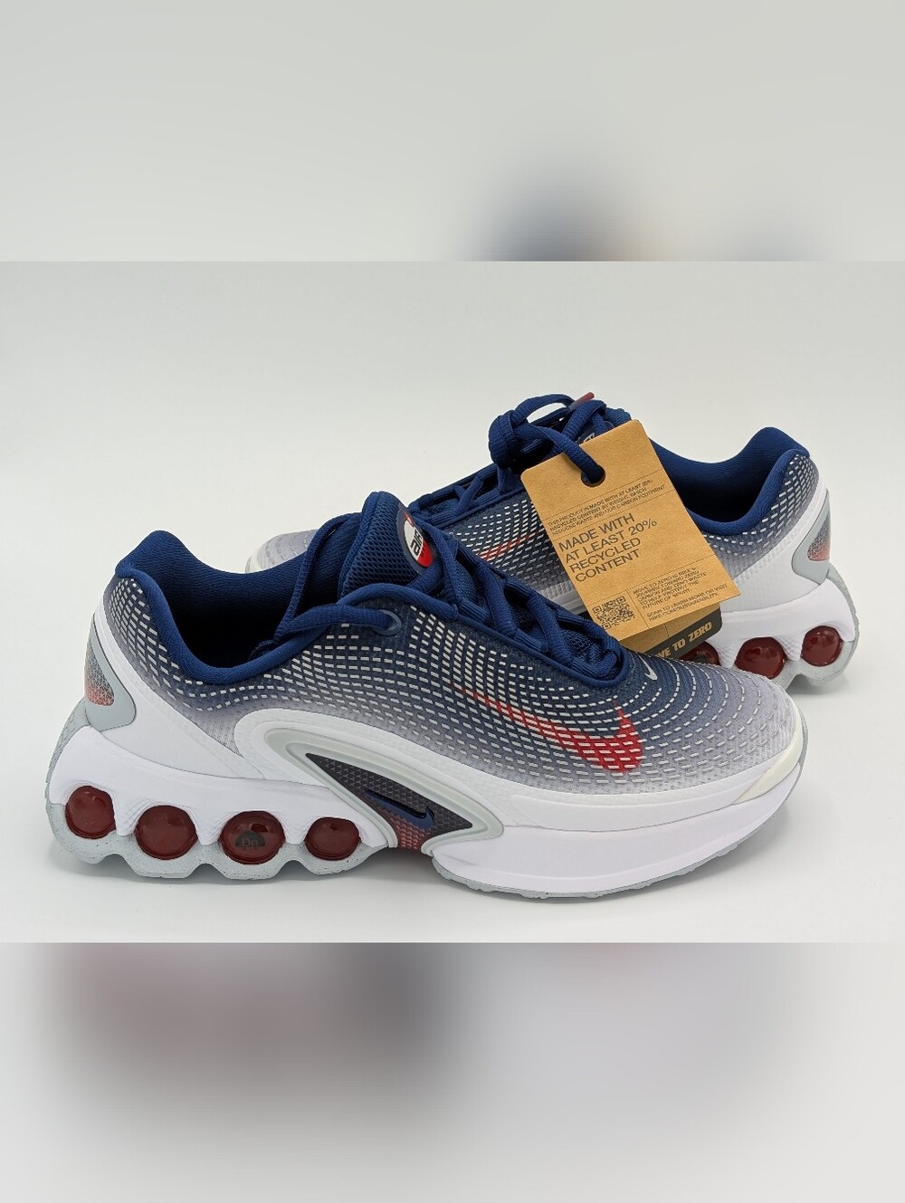 Nike Youth 6 Athletic Sneakers Navy, White & Red  Women's 7.5 Air Max Dn